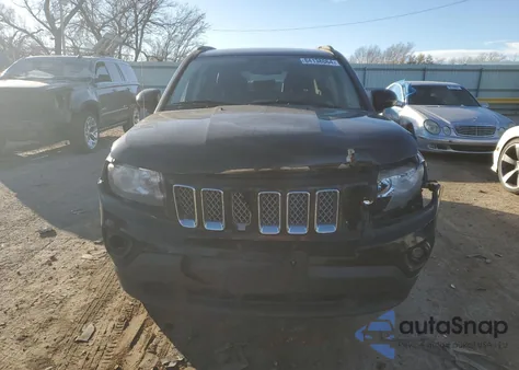 2016 Jeep Compass Latitude из США, поврежденный, VIN 1C4NJCEA5GD709970